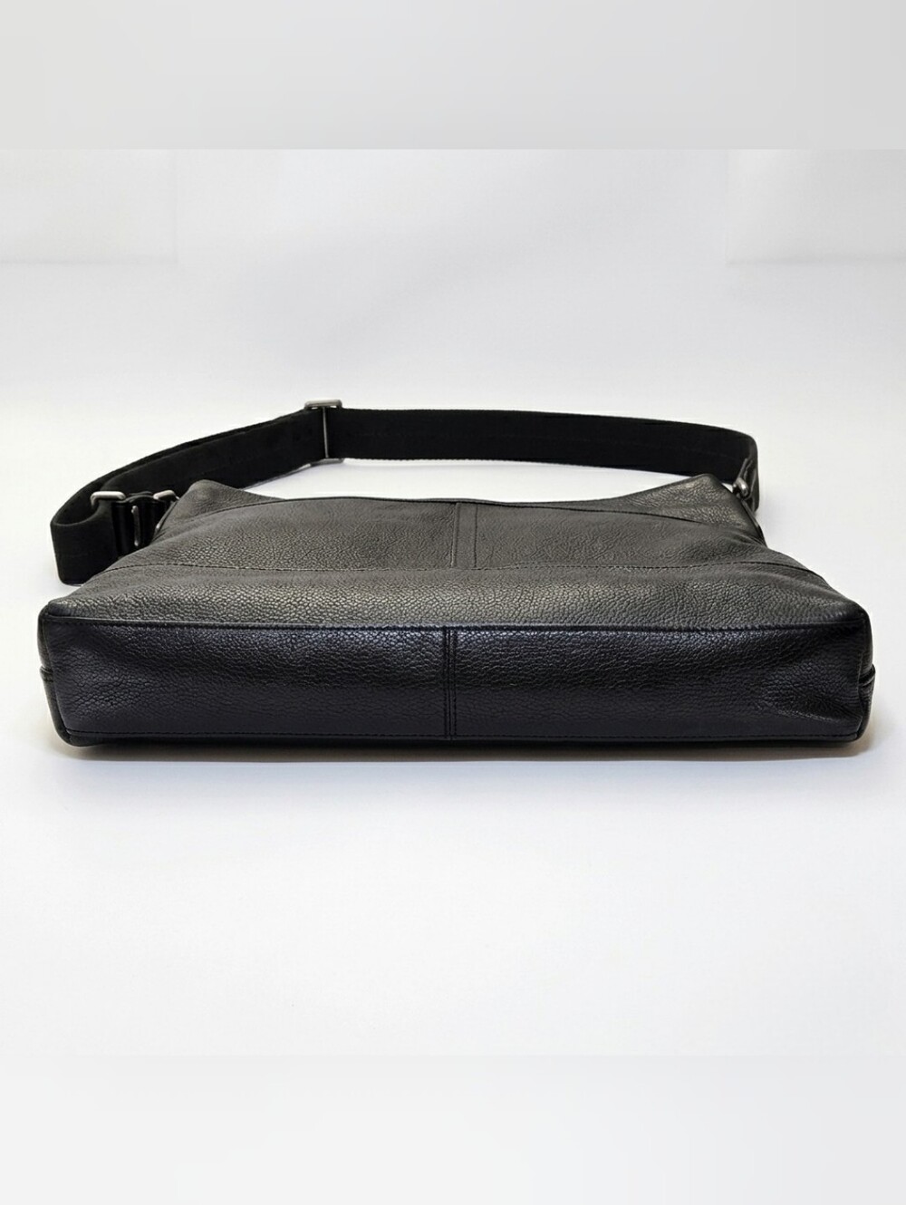 Vintage ​Coach Camden Black Leather Flight Map Crossbody Bag Purse F70457 Unisex - Picture 5 of 15